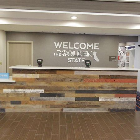 Hampton Inn & Suites Seal Beach Buitenkant foto