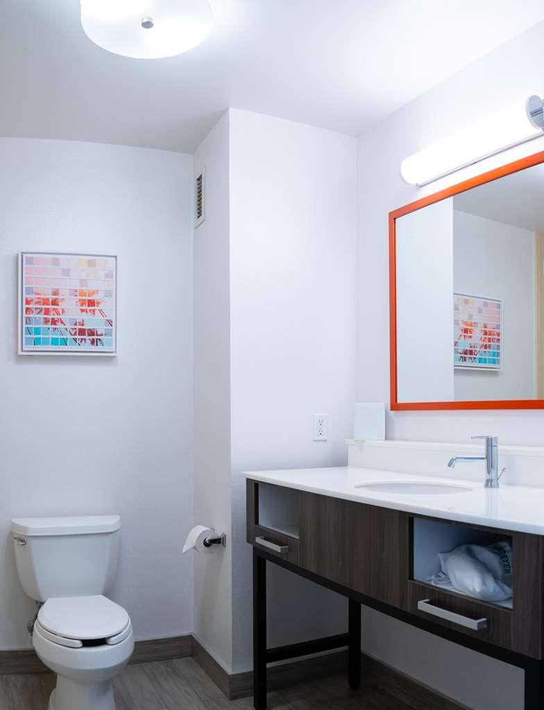 Hampton Inn & Suites Seal Beach Buitenkant foto