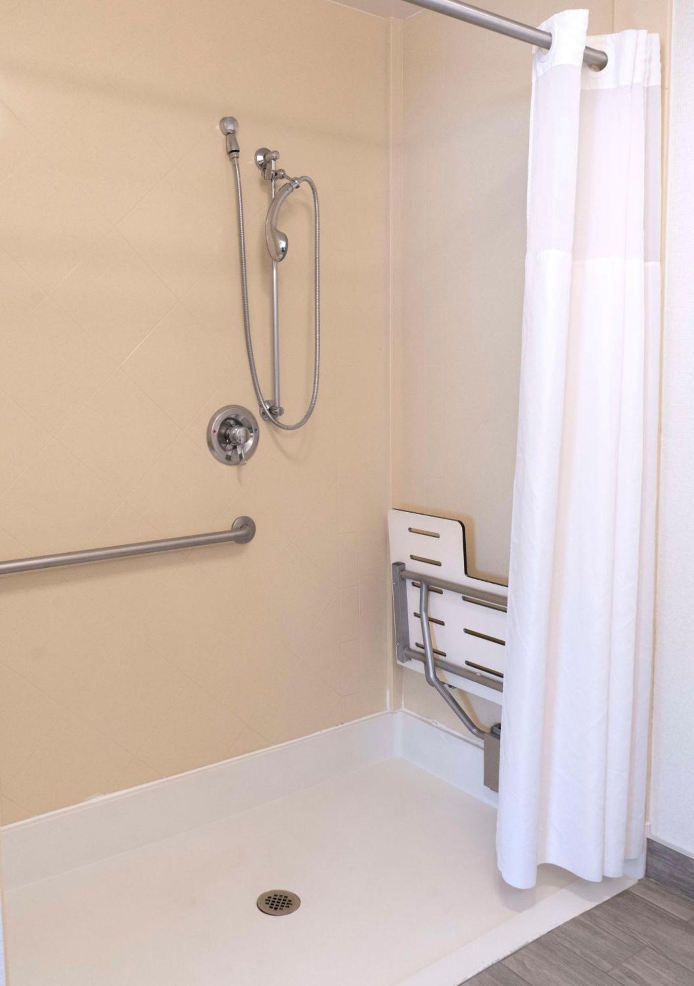 Hampton Inn & Suites Seal Beach Buitenkant foto