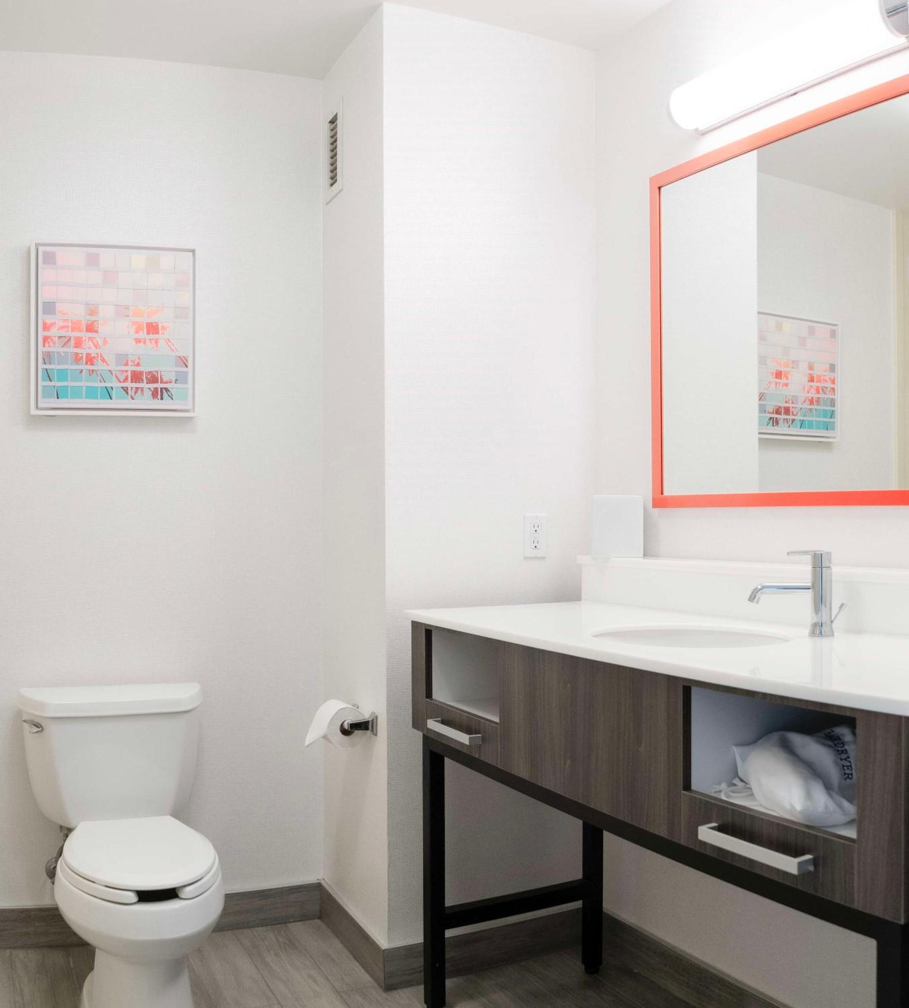 Hampton Inn & Suites Seal Beach Buitenkant foto