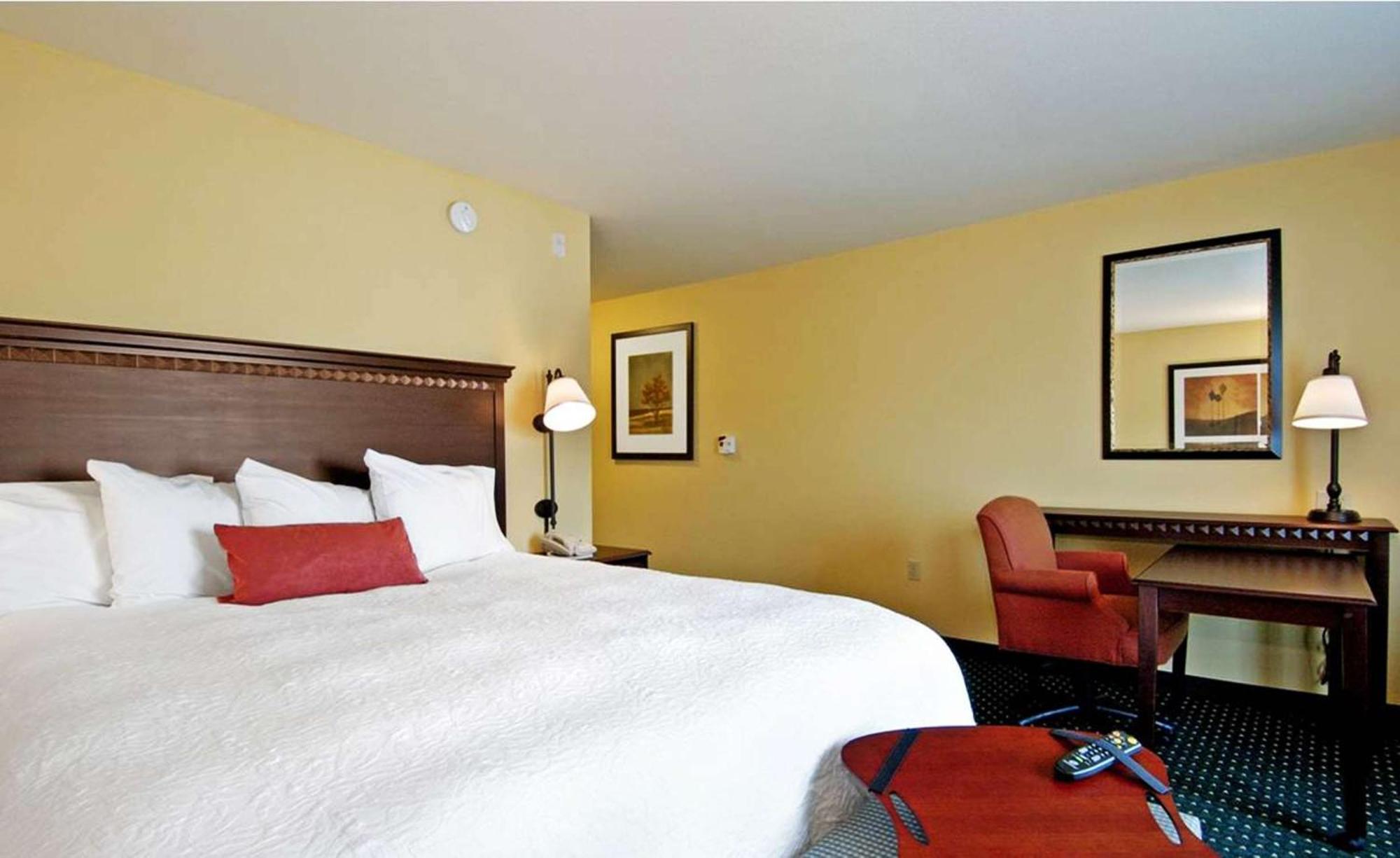 Hampton Inn & Suites Seal Beach Buitenkant foto